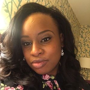 Meet your Posher, Lanitra